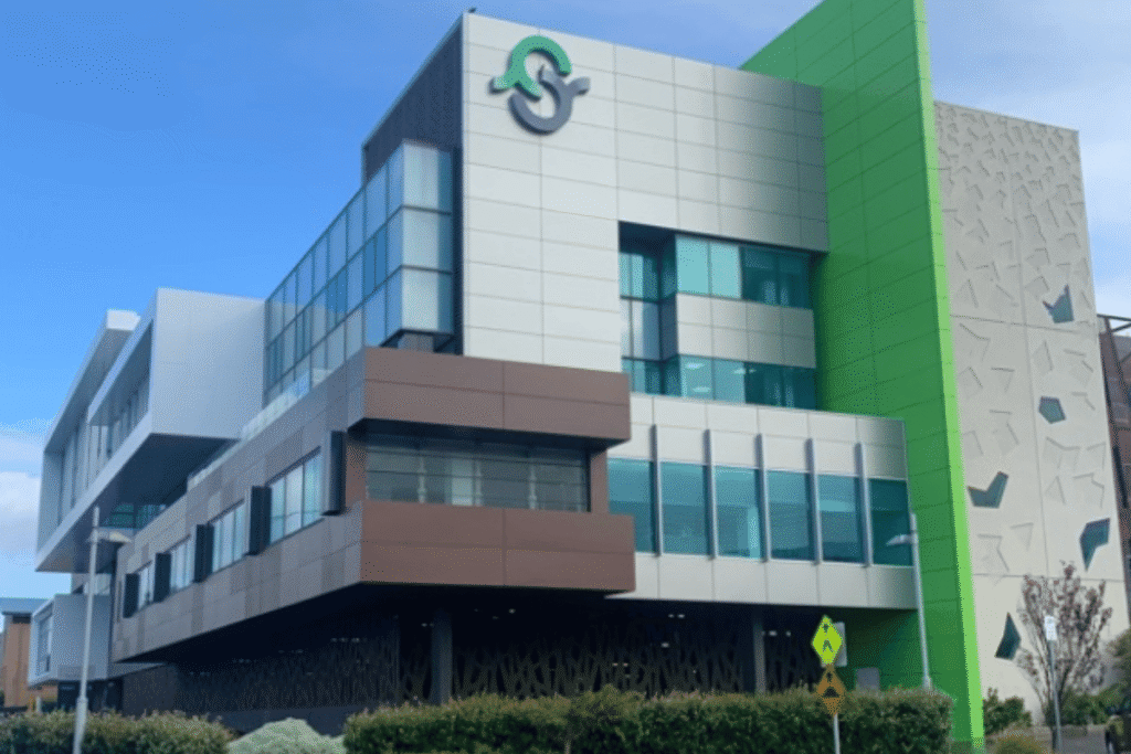 Caulking Cladding in Warrnambool Hospital